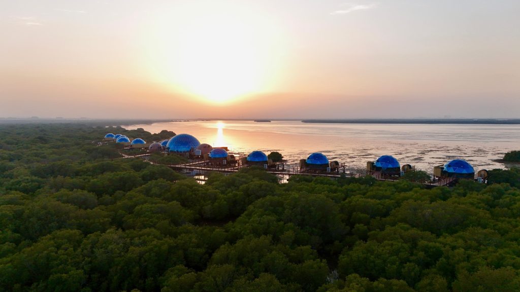 Tourist Sites in Dubai | Sharjah Tourist Spot | Kayaking Dubai