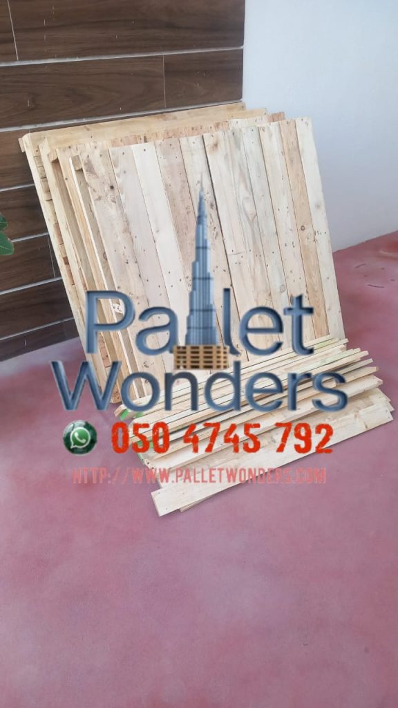 wooden pallets 0555450341