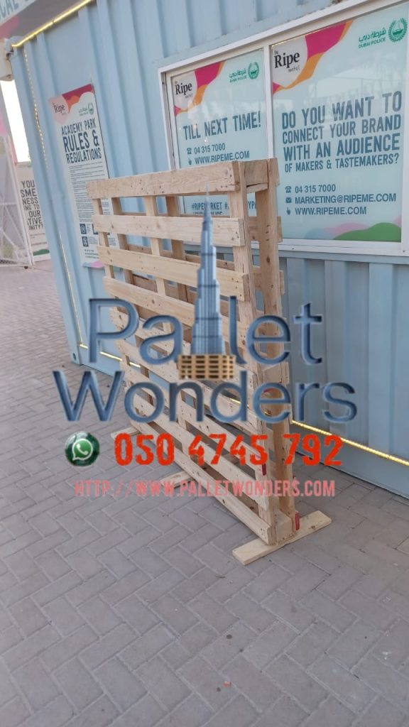 0507330544 pallets wooden
