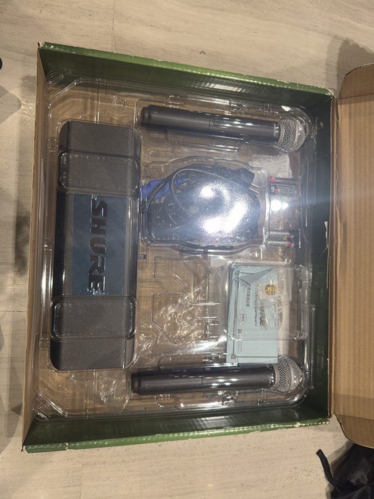 Shure BLX288/SM58 Dual Wireless Mic System
