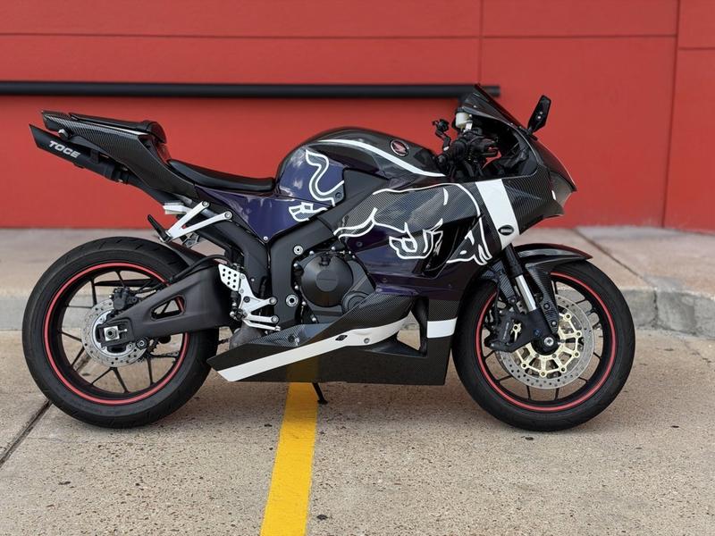 2020 Honda CBR600RR WhatsApp +17203061962